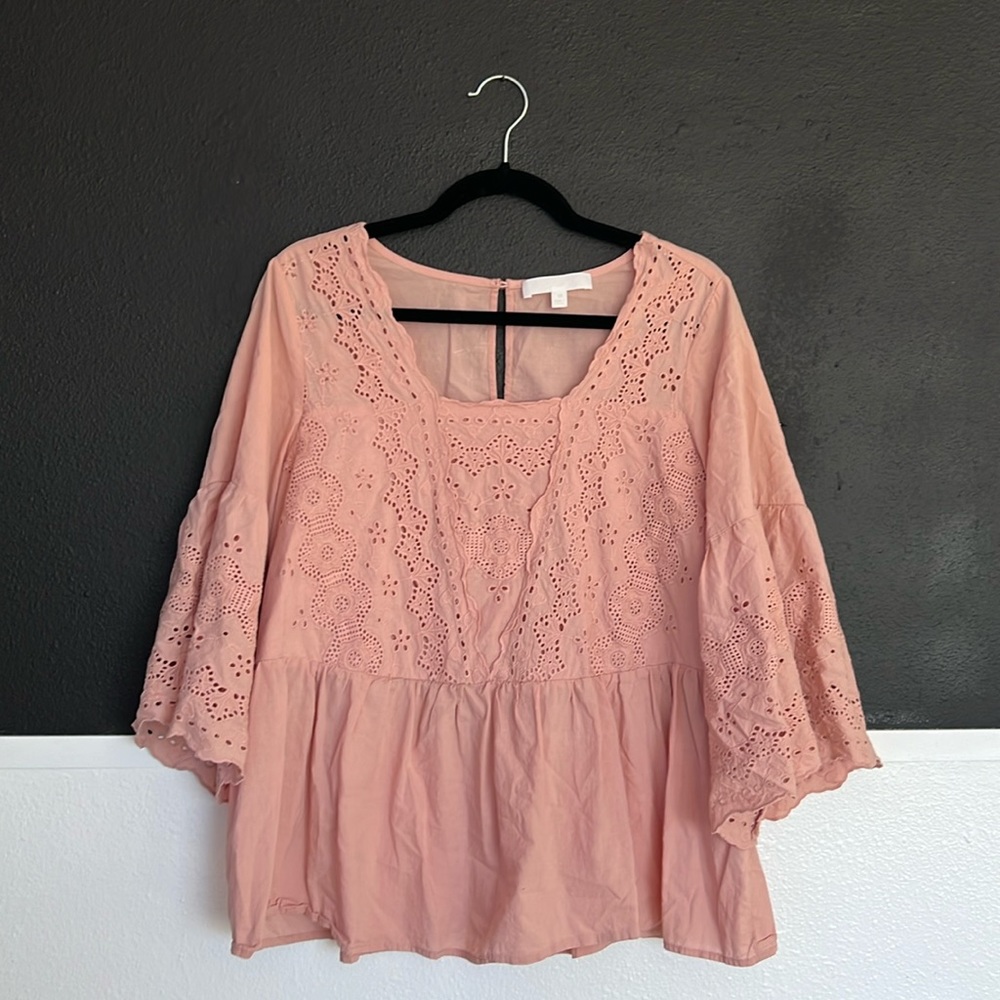 Adyson Parker pink eyelet blouse with bell sleeves size 1X Keyhole back